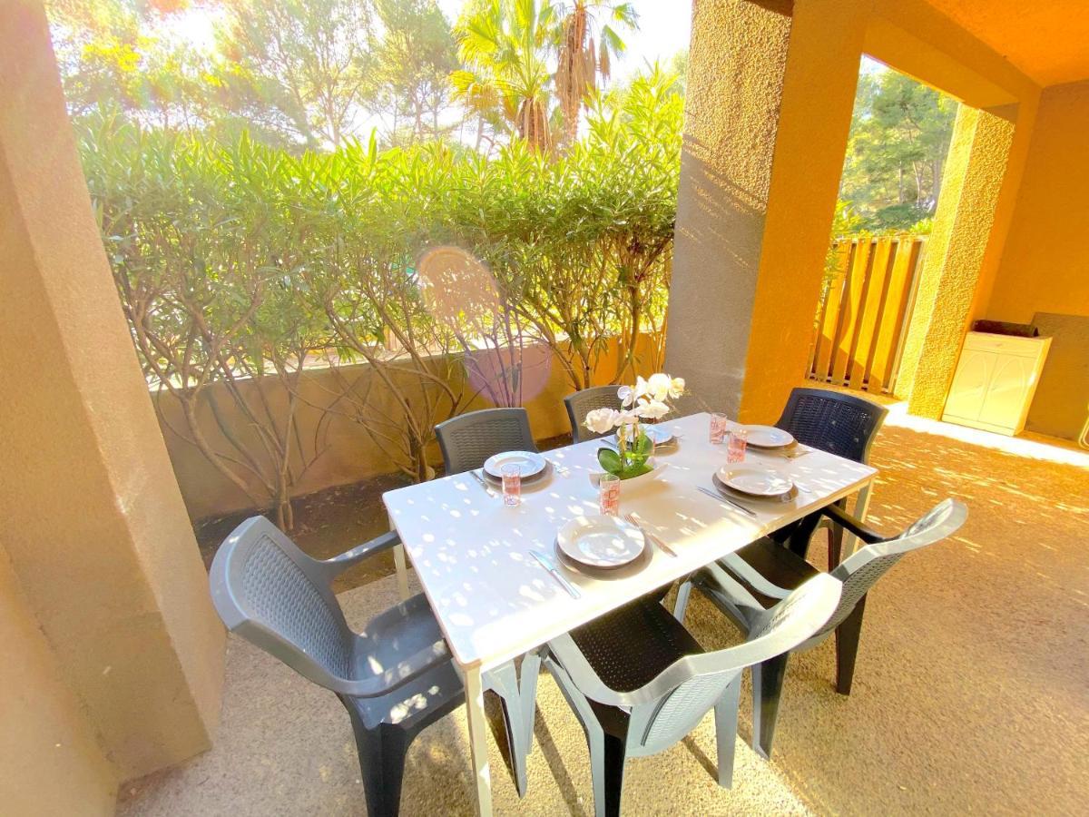 Appartement Avec Piscine A 5Min De La Plage Санари-сюр-Мер Экстерьер фото